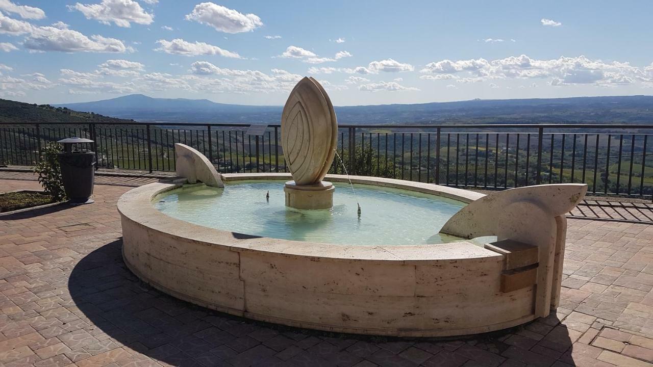 Le Casette Di Civitella La Casa Di Nonna Giulia Civitella Del Lago Exterior photo